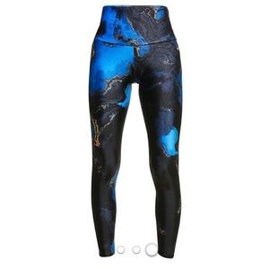 Women’s Size S/M Onzie Yoga Leggings
